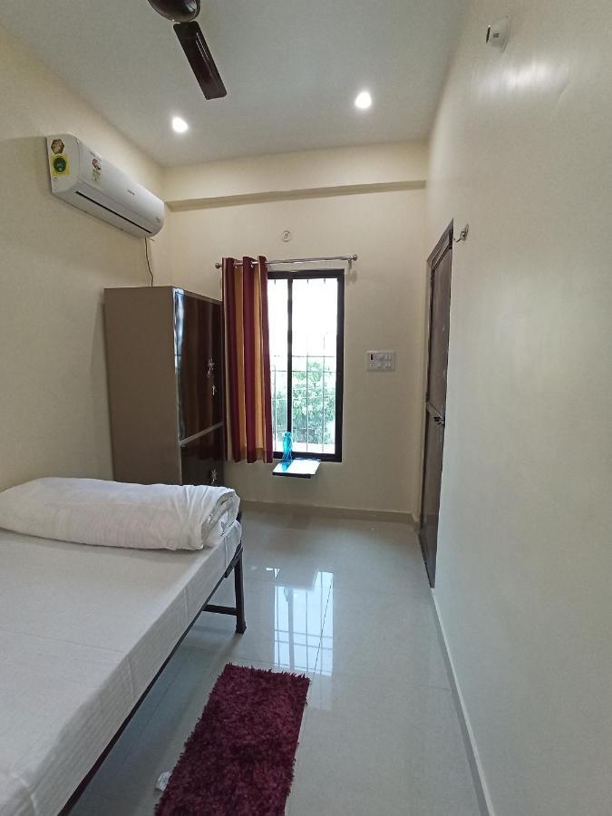 Saraswati Palace Varanasi Ngoại thất bức ảnh