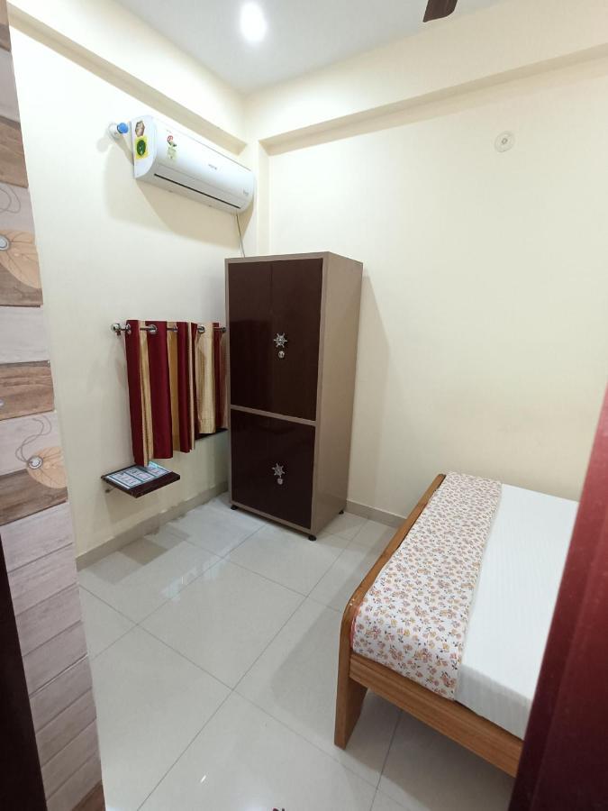Saraswati Palace Varanasi Ngoại thất bức ảnh