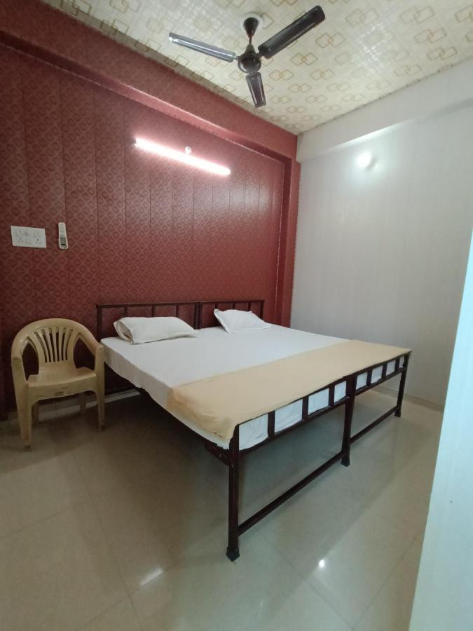 Saraswati Palace Varanasi Ngoại thất bức ảnh